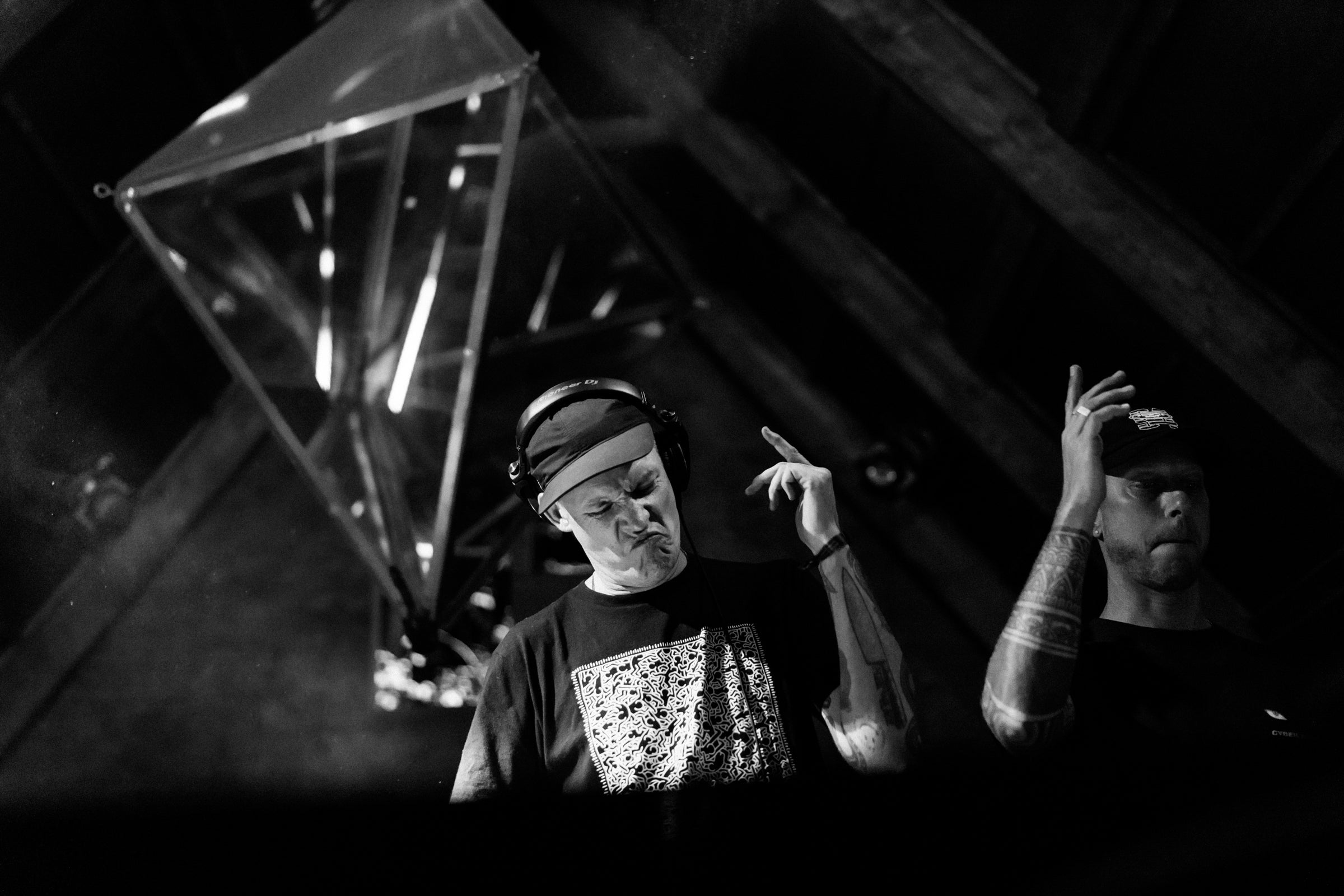 GREAZUS: Original Mix + 3 Questions 4