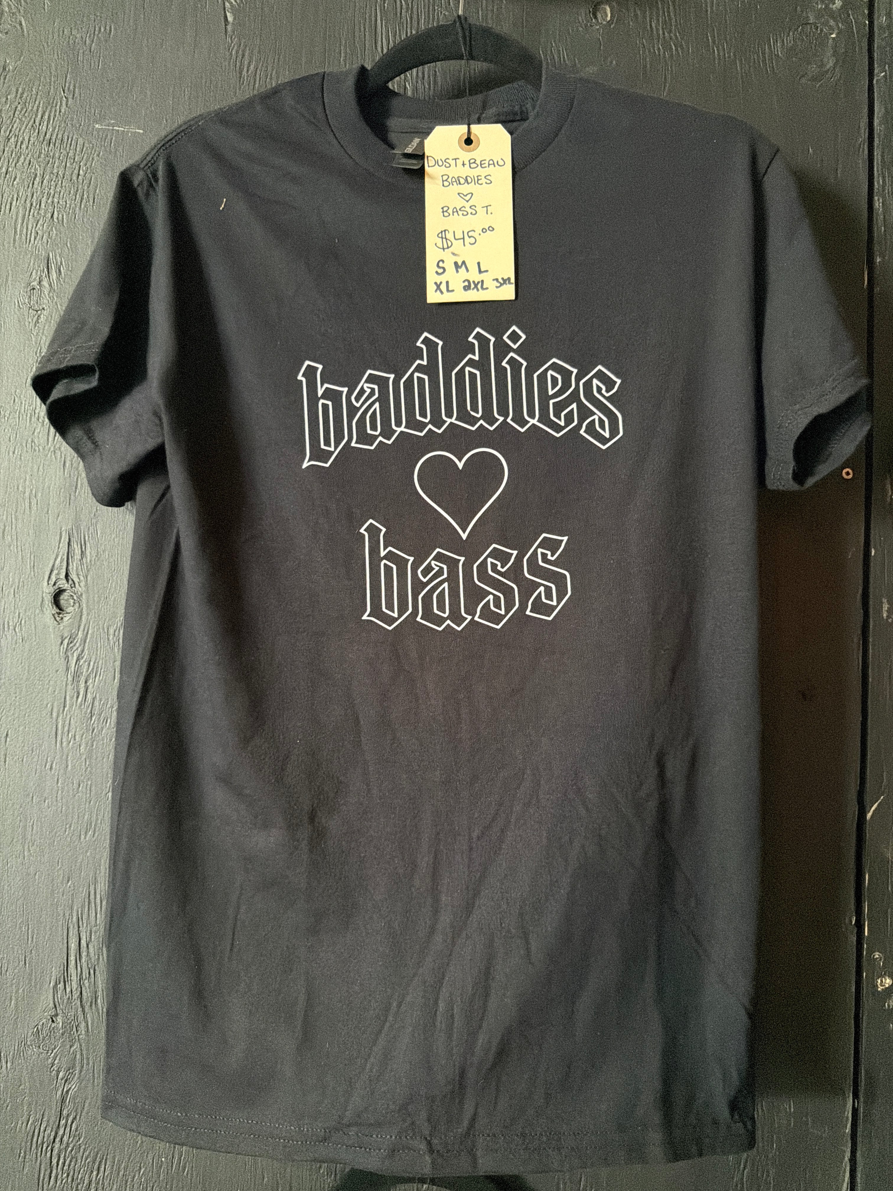 T-Shirt Baddies Love Bass - Dust & Beau