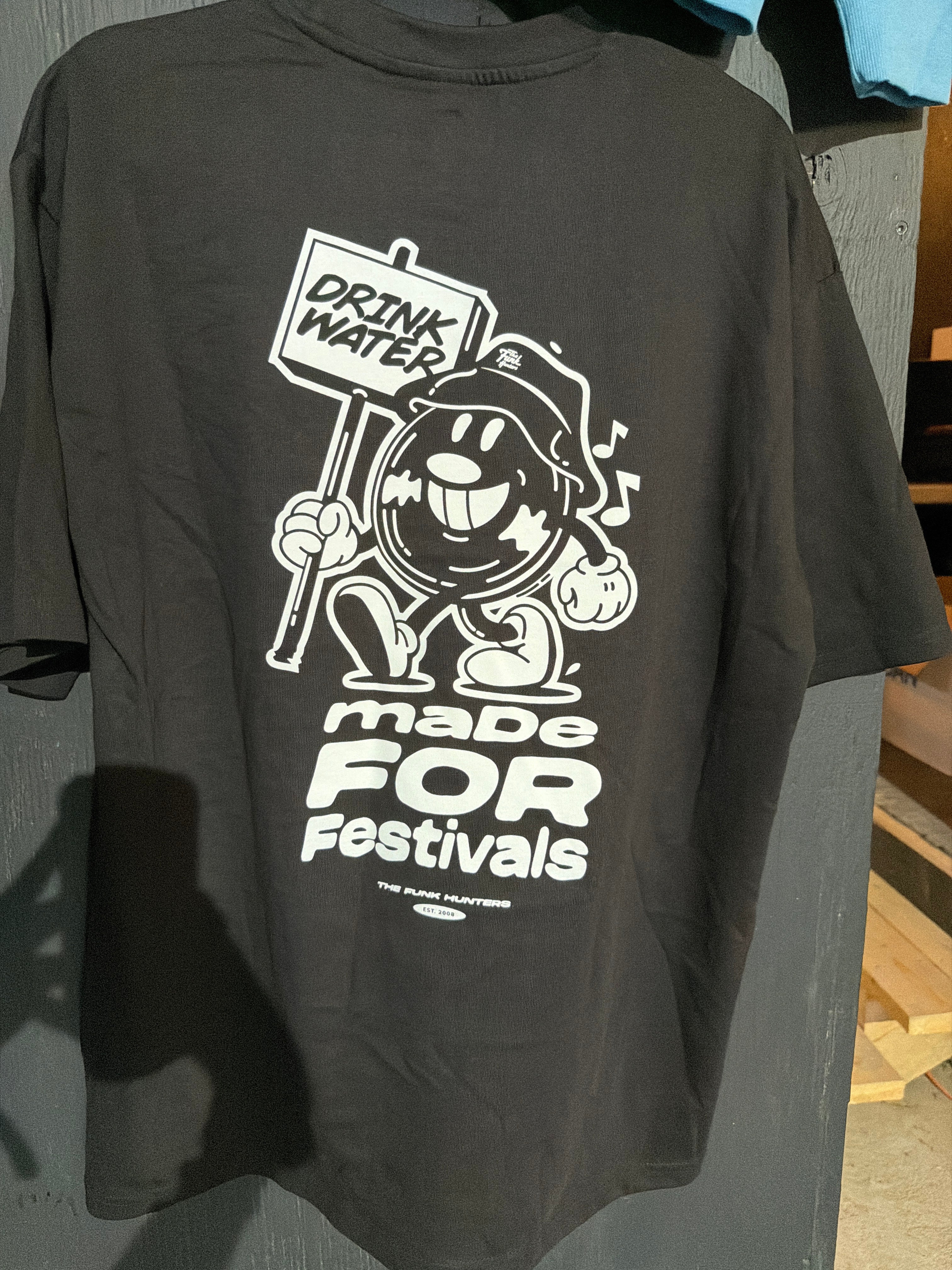 Funk Hunters - T - Shirt  - Consignment