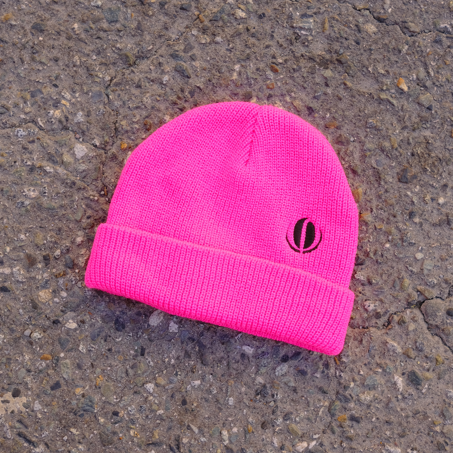 Wide Rib Embroidered Toque