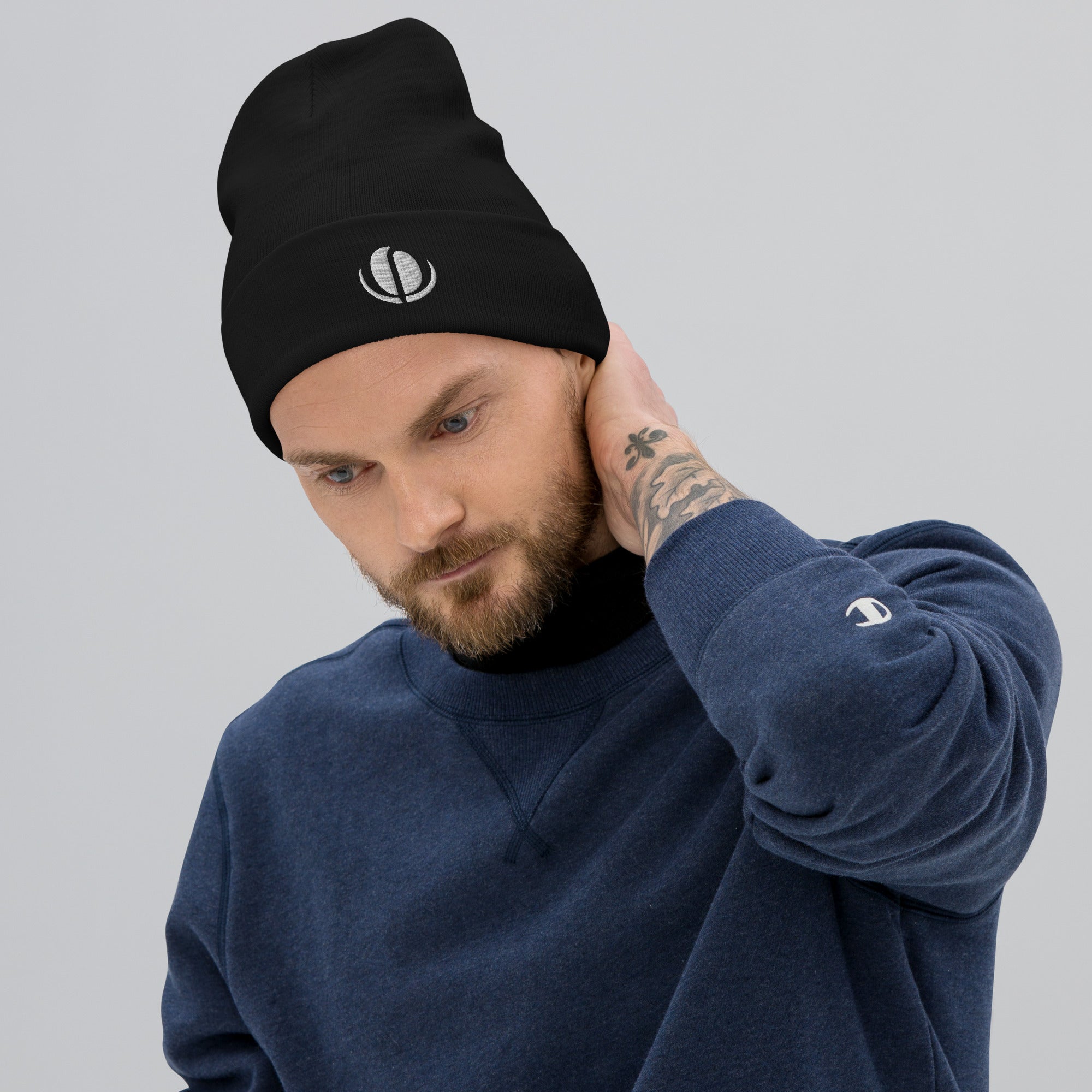 Classic Embroidered Touque